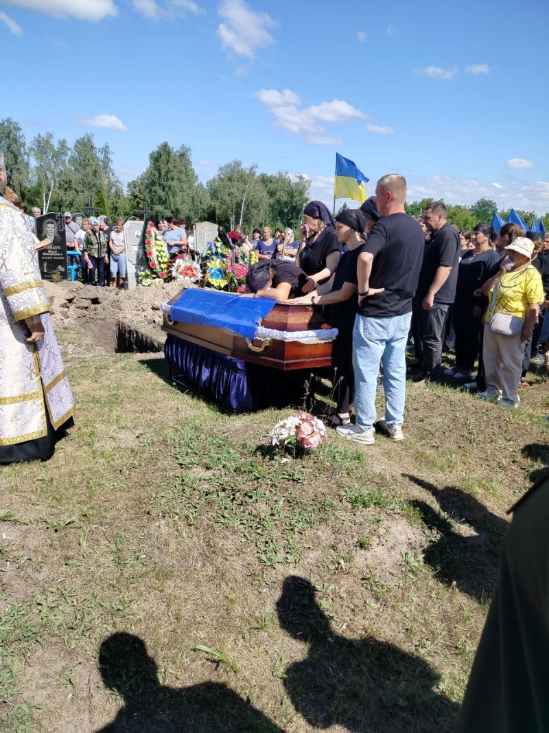 Заупокійна панахида за полеглим воїном Сергієм Гайдуком с. Озиряни