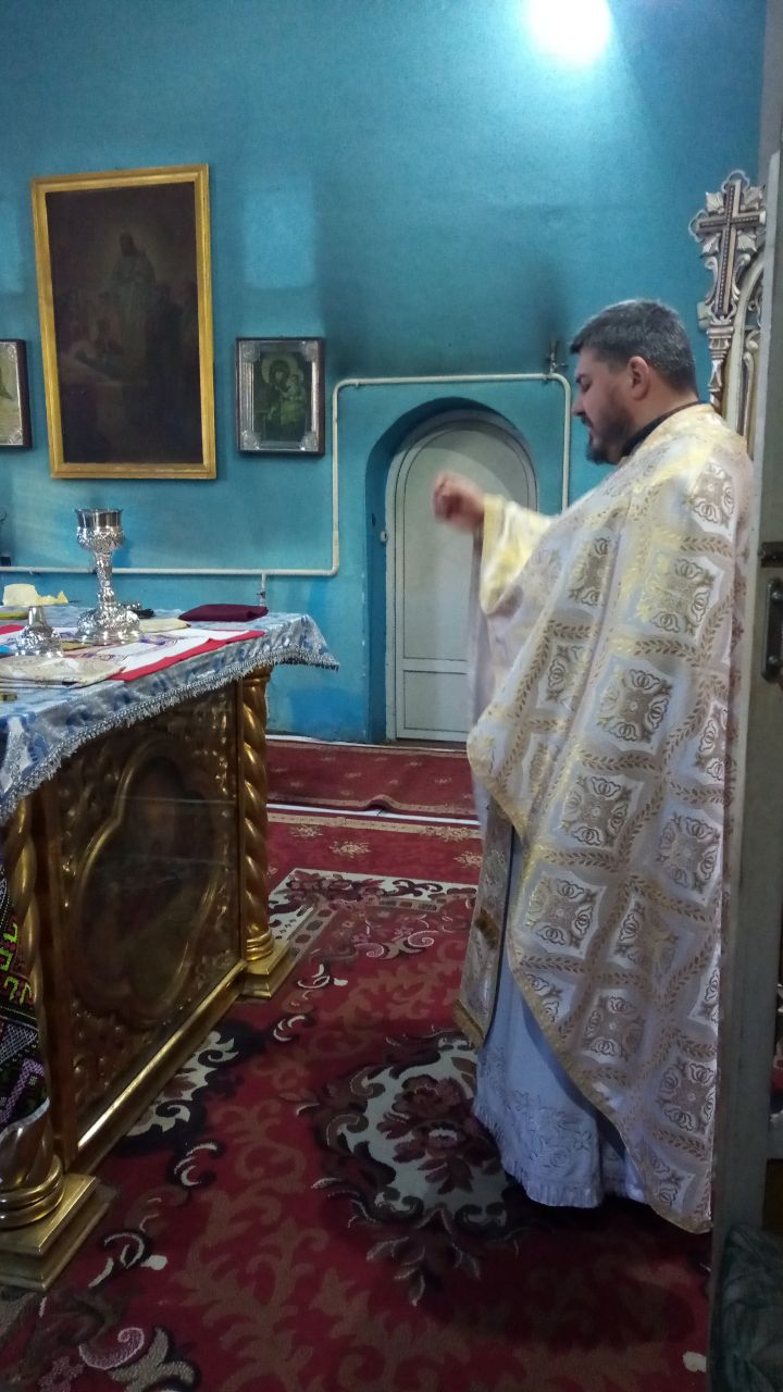 Літургія у неділю перед Богоявленням