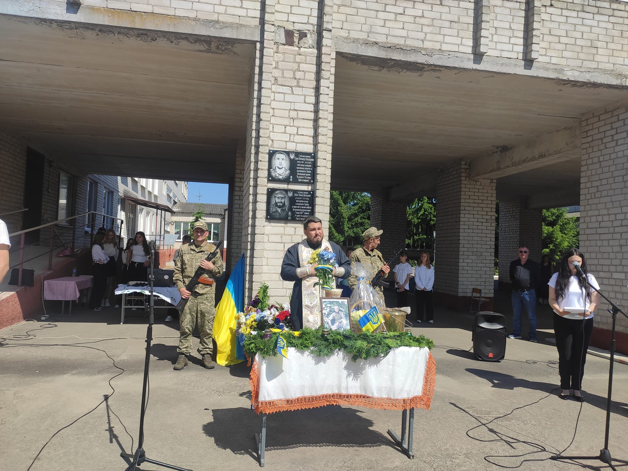 Линовиця вшановує пам'ять свого героя: відкрито меморіал Леоніда Гибала