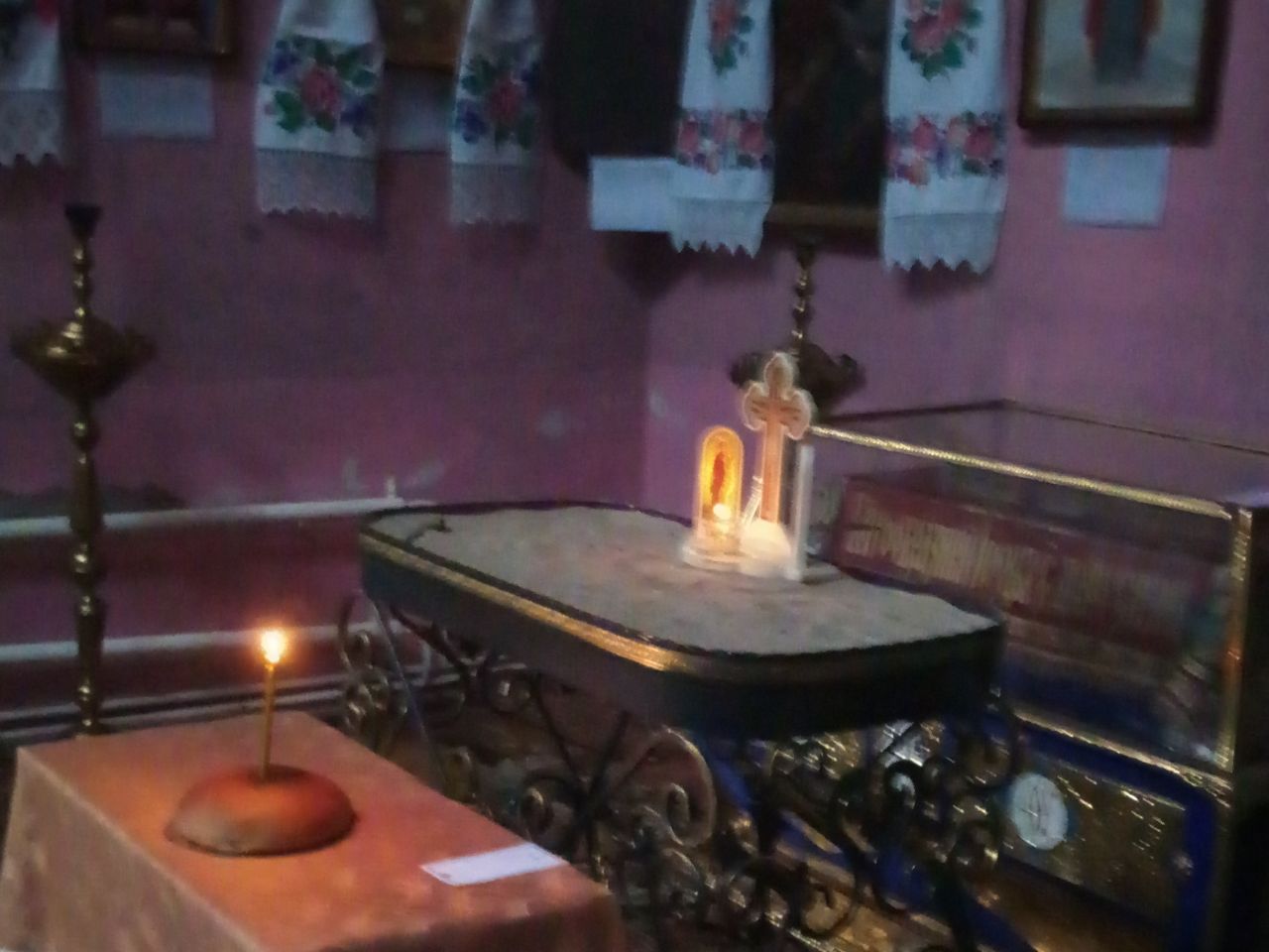 Звершено панахиду за рабою Божою Лідією