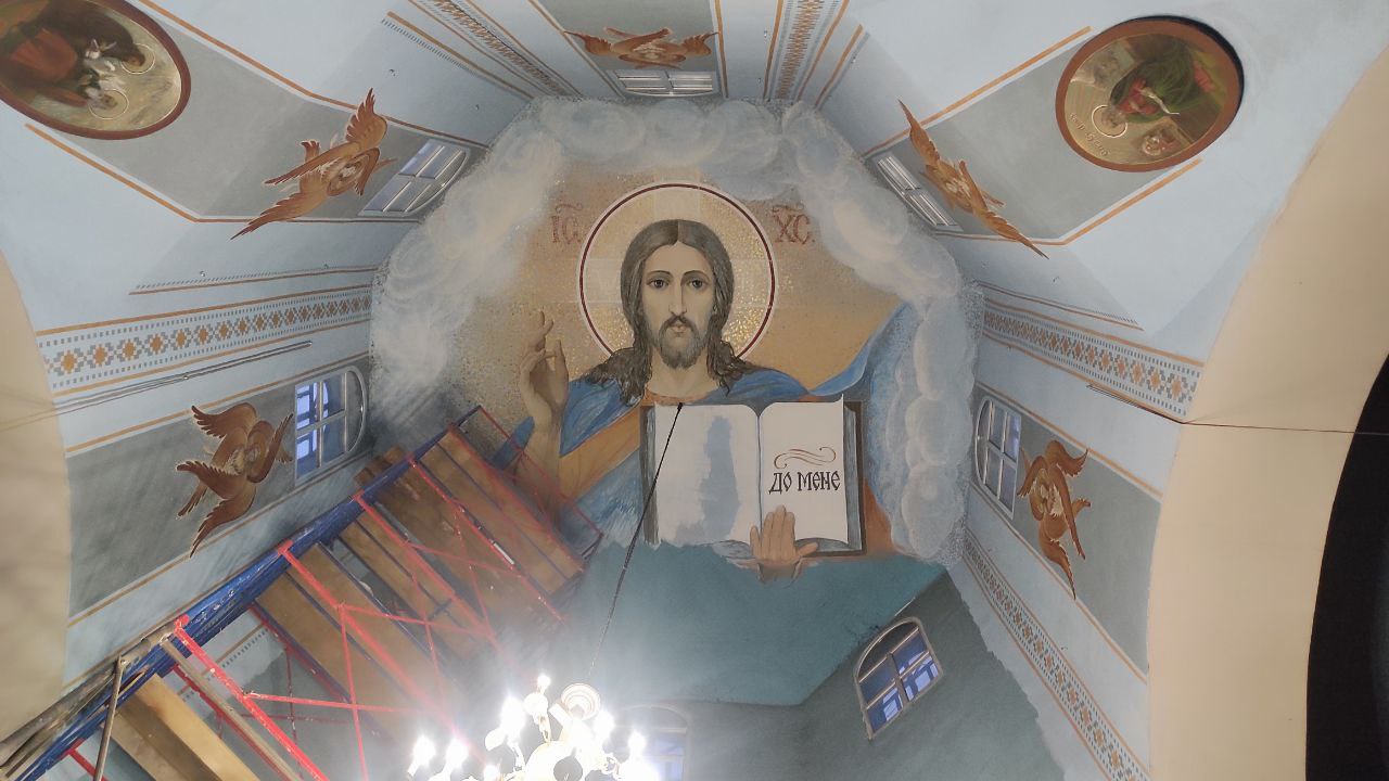 У Свято-Успенському храмі триває розпис